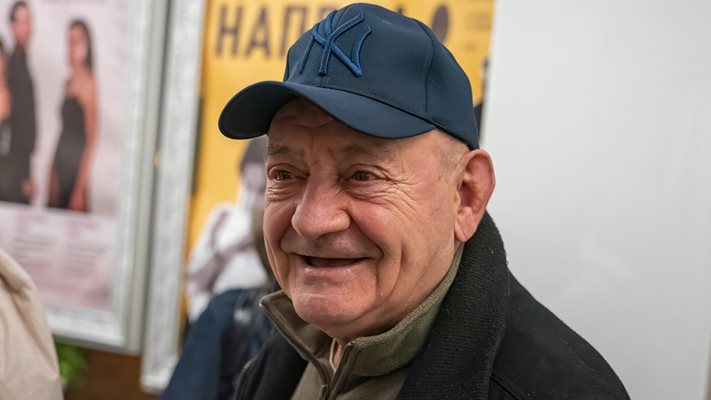 Антон Радичев с нови импланти