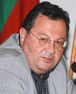 Фалстарт на делото за царските конюшни