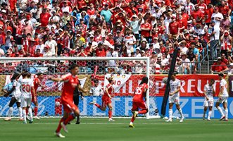 "Бенфика" излъга 1:0 "Байерн" и също се класира за 1/8-финал на световното